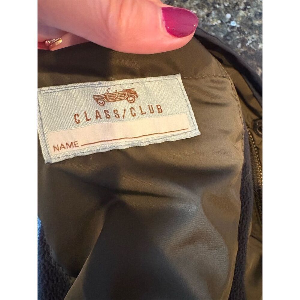 3/$15 Classic Club Boys Green Quilted Vest Size 12-14 Casual Fall Wear - Picture 7 of 9